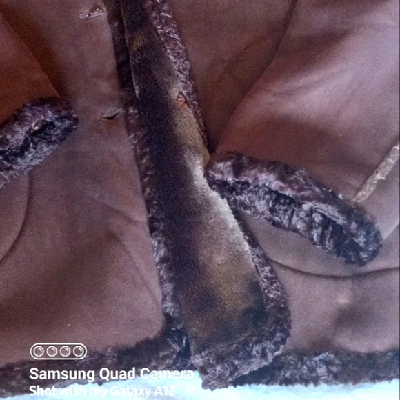 Jones New York Plush Brown Short Winter Coat - Picture 2 of 12